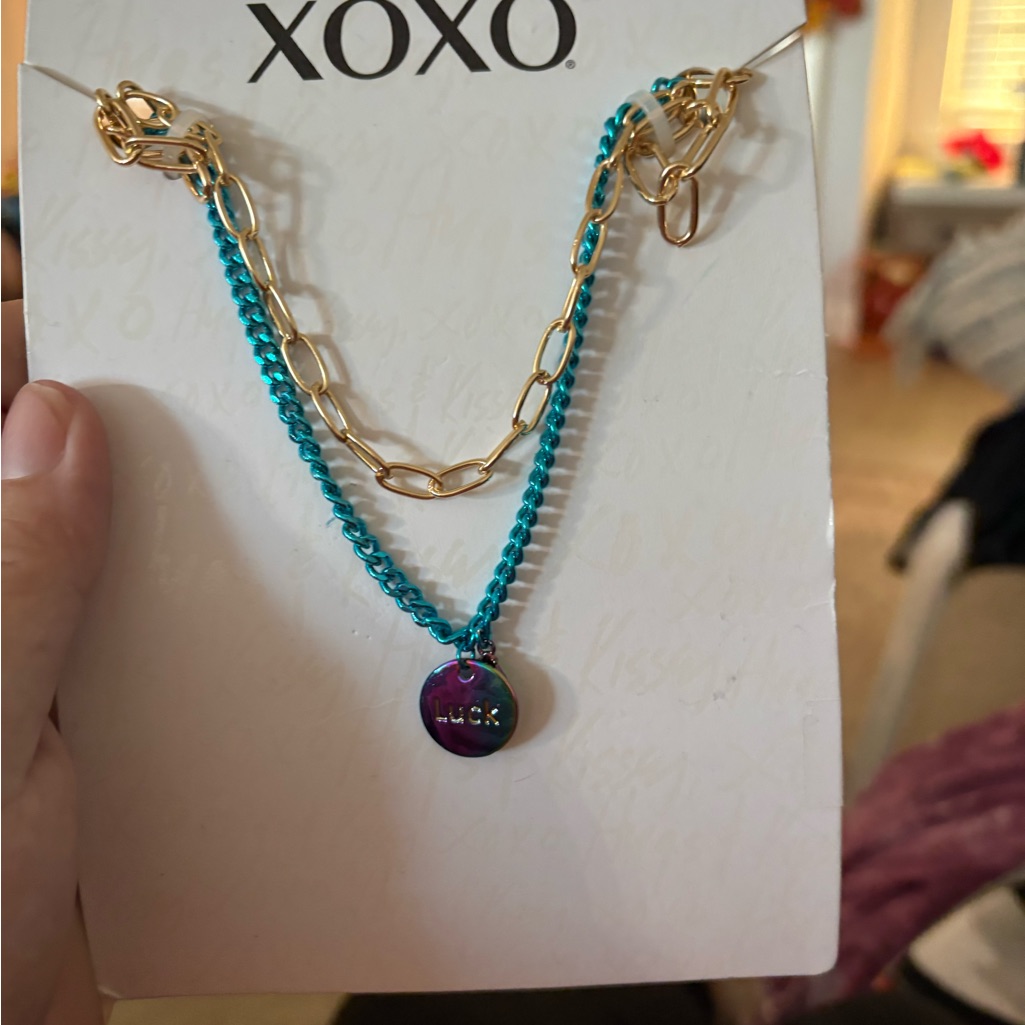 5 For 25 Xoxo Gold And Blue Layered Necklace 8$
